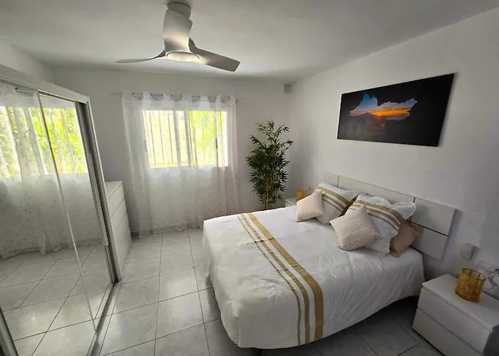 Apolonia Apartment